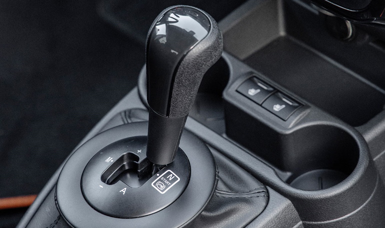 АВТОВАЗ исключил ряд комплектаций Lada Granta с АМТ