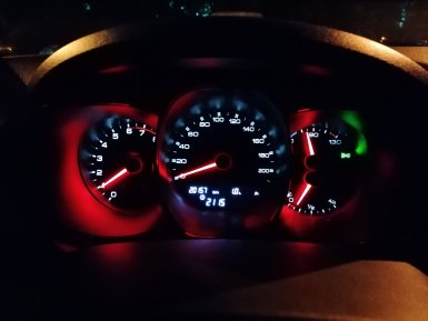 Установка КИТ (комплекта тюнинга) АМС в комбинацию приборов Lada Vesta