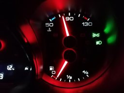 Установка КИТ (комплекта тюнинга) АМС в комбинацию приборов Lada Vesta