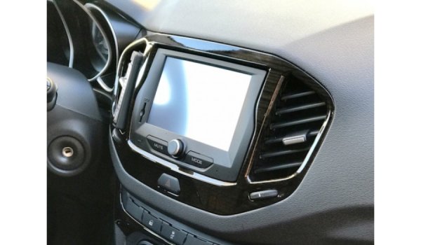 Накладка консоли панели приборов (черный глянец) для Lada Vesta