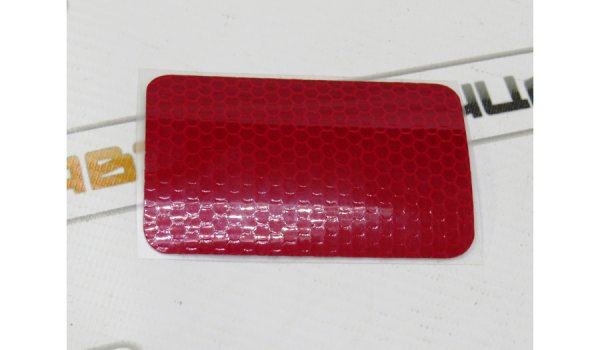 Катафот на кузов самоклеющийся 79х43мм (пленка Orafol)