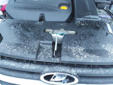 Как защитить замок капота от грязи на Lada Vesta