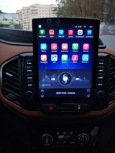 магнитола Lada XRAY Cross в стиле Tesla