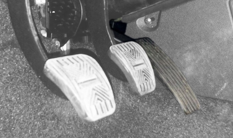 АВТОВАЗ ищет дефект сцепления у 9 тыс. автомобилей Lada Granta