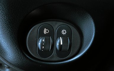 Как светят новые передние фары Lada Niva Travel