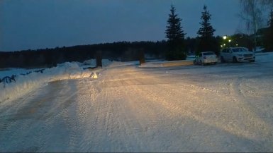 Ближний свет Lada Niva Travel