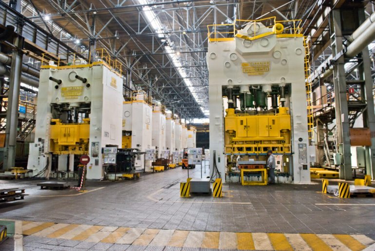 АВТОВАЗ рассказал про прессовое производство на заводе