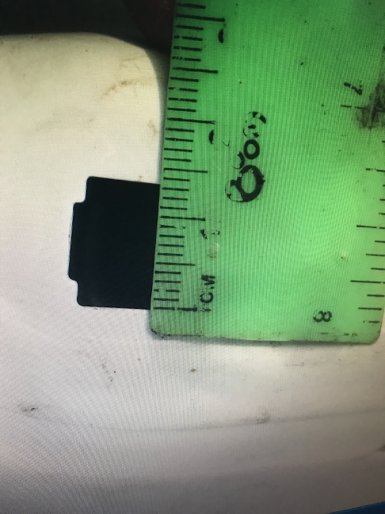 Простой способ установить запираемый лючок бензобака на Lada Vesta