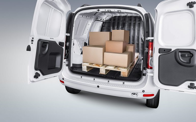 АВТОВАЗ показал в каких сферах бизнеса используется фургон Lada Largus