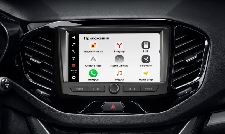 Старт продаж Lada Vesta и XRAY с новой мультимедийной системой EnjoY Pro