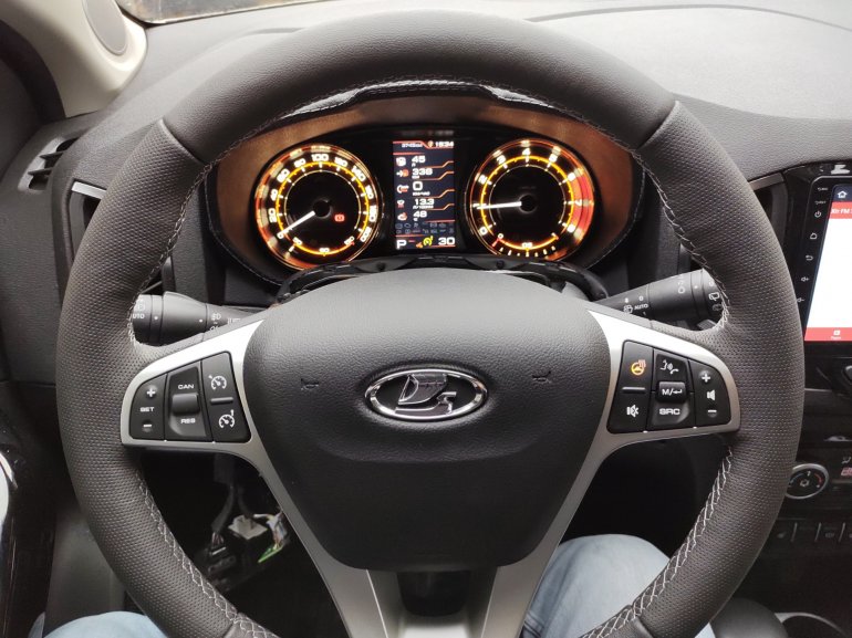 Как кнопки круиз-контроля и ограничителя скорости перенести с торпедо на руль Lada XRAY