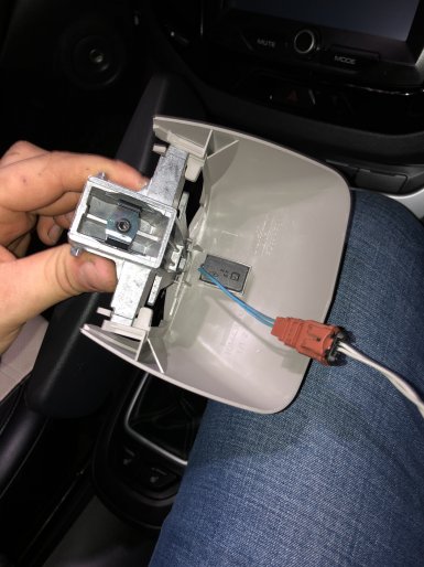 Установить датчик температуры (при необходимости).