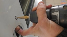 Доработать посадочного маста в двери под зеркала нового образца