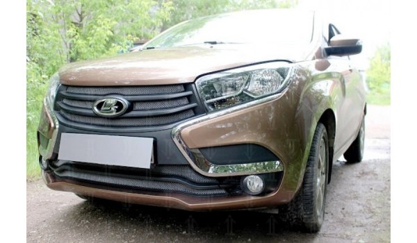 Защита радиатора Стрелка хром для Lada Xray (низ 2 части)