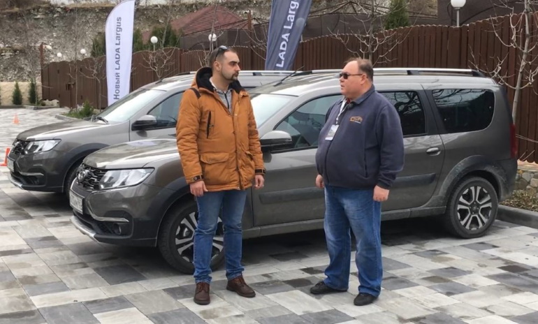 АВТОВАЗ ответил, почему газовые упоры капота не ставят на LADA с завода