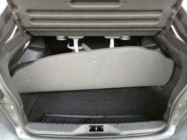 Установка ручки на пол багажника для седанов LADA