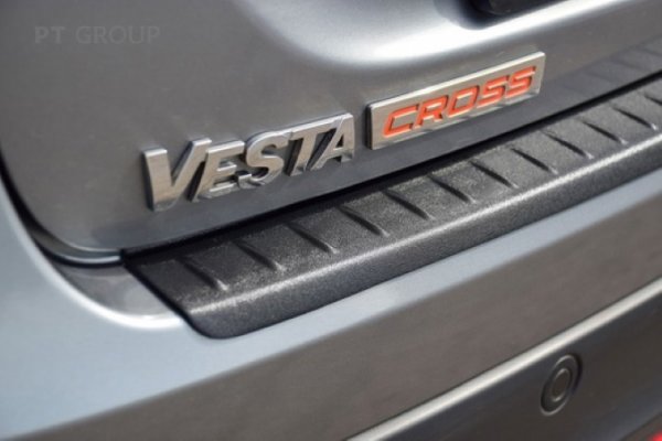 Накладка на задний бампер (ABS) для Lada Vesta Cross, SW Cross