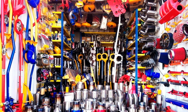 Для каких автомобилей чаще всего покупают запчасти и аксессуары