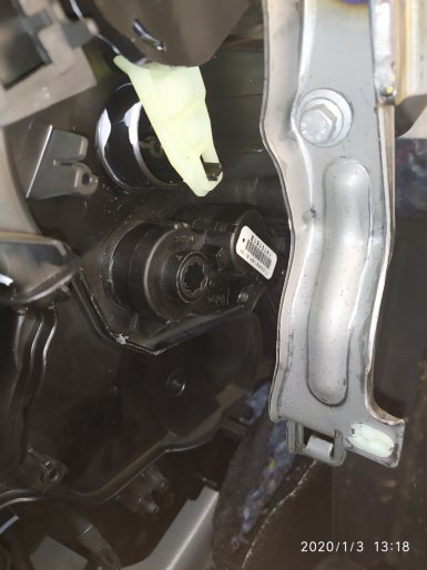 Установить сервопривод на управление заслонками