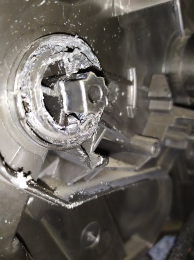 Установить сервопривод на управление заслонками