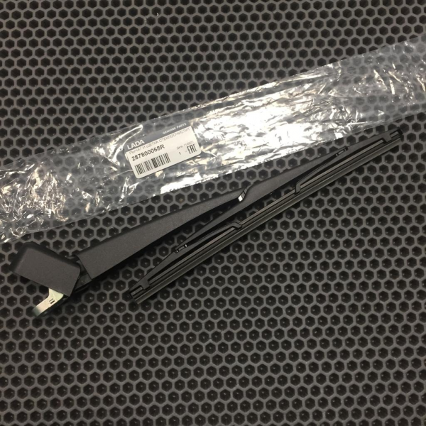 Рычаг и задняя щетка стеклоочистителя Lada Vesta SW, SW Cross