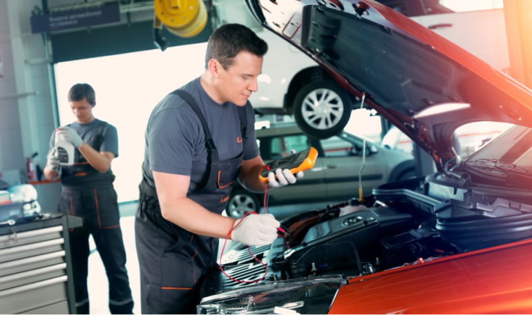 Среднюю стоимость ТО Lada Vesta, Granta, XRAY сравнили с иномарками