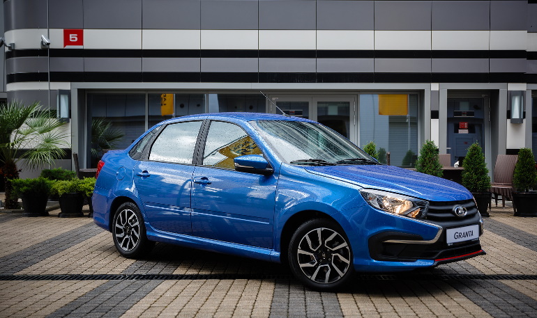 LADA Sport ROSNEFT подарит LADA Granta Drive Active (до 22.08.21)