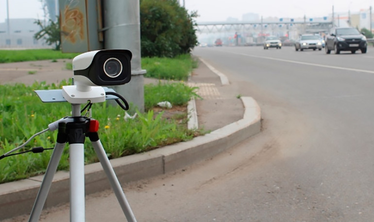 Новые камеры на дорогах начали определять должников по штрафам