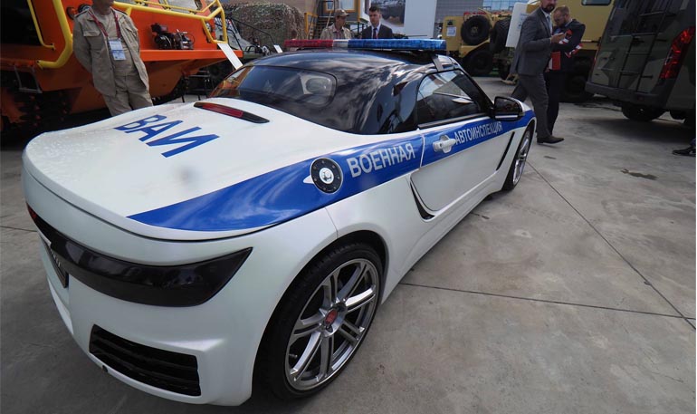 Показали родстер на базе Lada Kalina, созданный для военной полиции в России