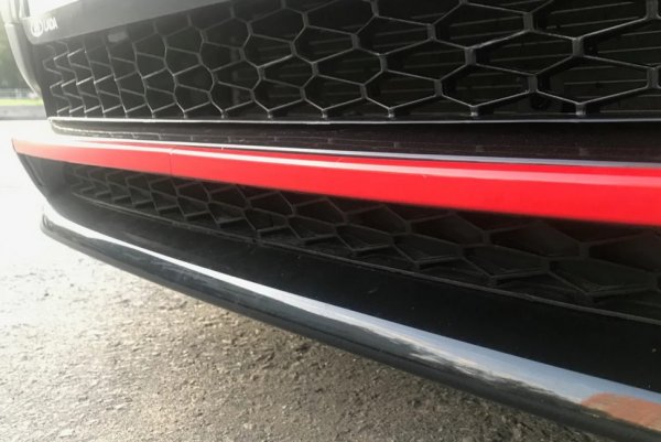 Накладка переднего бампера нижняя для Lada Vesta Sport