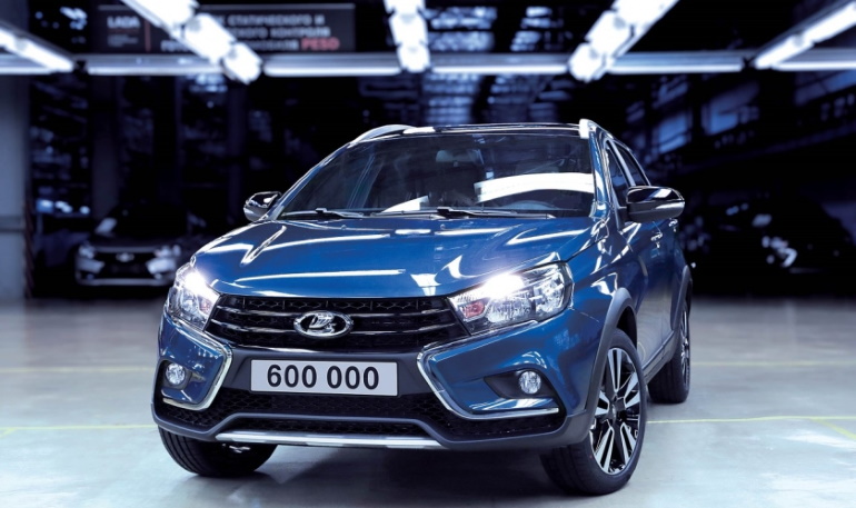 АВТОВАЗ выпустил 600 000 автомобилей Lada Vesta