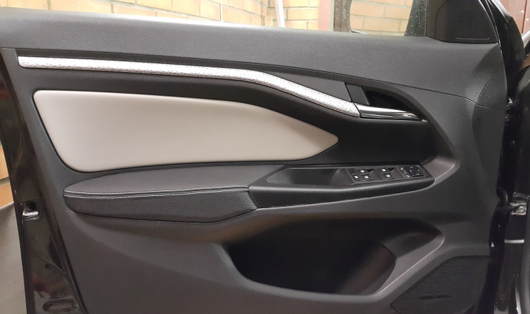 Как АВТОВАЗ обновляет декоративные вставки в салоне Lada Vesta