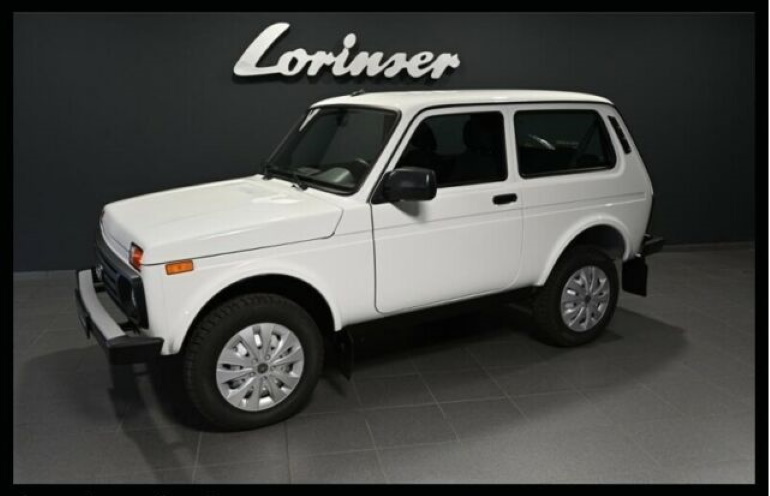 Дилер Mersedes-Benz в Германии начал продавать Lada Niva Legend