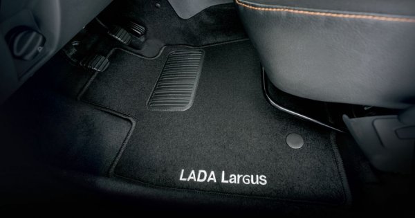 Текстильные ковры в салон автомобиля LADA Largus