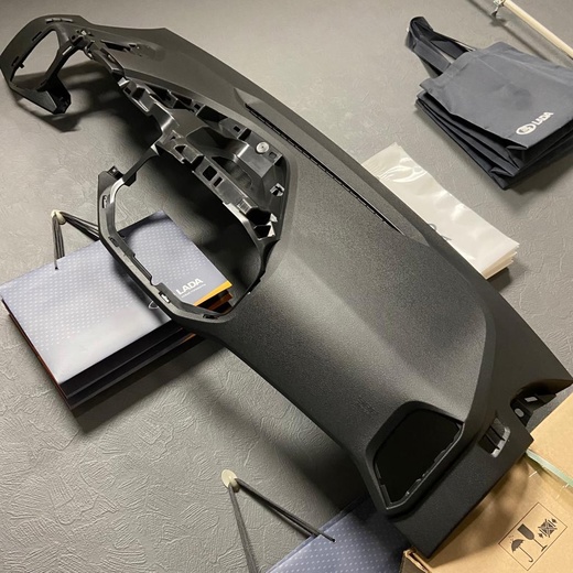 Верхняя крышка торпедо (панели приборов) для Lada XRAY