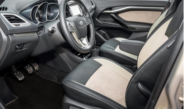 АВТОВАЗ сократил количество расцветок обивок сидений у Lada Vesta