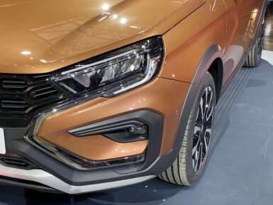 Первые живые фото и видео внешнего вида Lada Vesta NG (новое поколение)