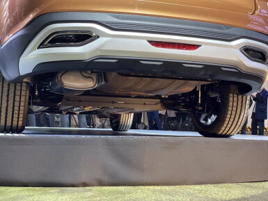 Первые живые фото и видео внешнего вида Lada Vesta NG (новое поколение)