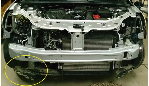 Накладка закрывающая бампера переднего правая для Lada XRAY