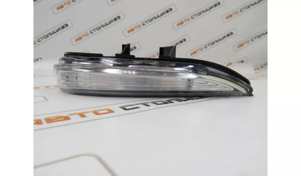 Указатель поворота в зеркало боковой правый для Lada Vesta