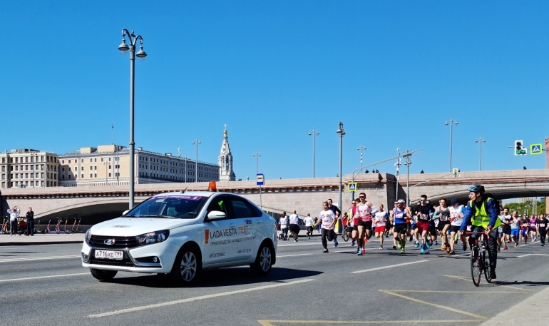 АВТОВАЗ поддержал крупнейший в мире полумарафон
