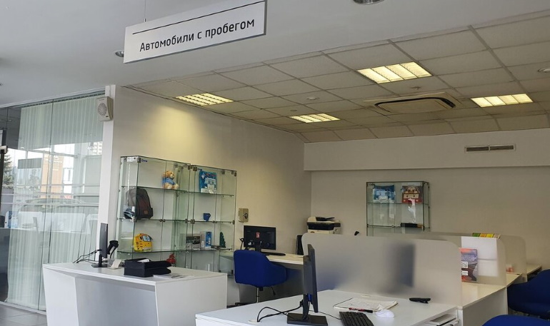 На чем зарабатывают дилеры LADA, когда почти нет продаж новых автомобилей?