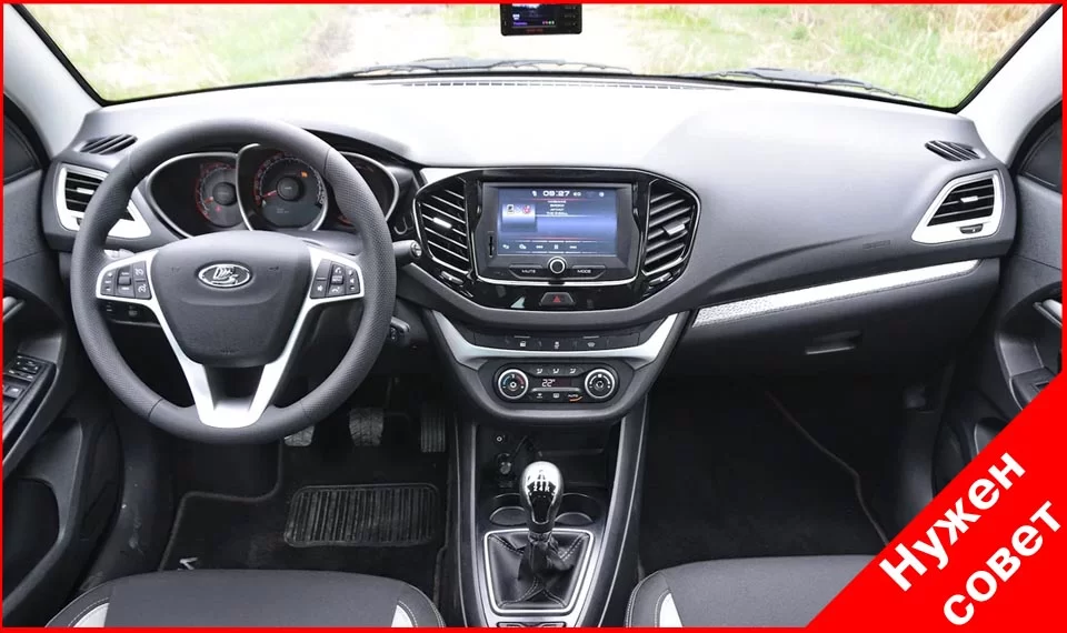 Кондиционер дует теплым воздухом со стороны водителя