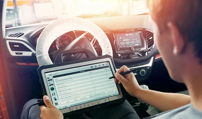 АВТОВАЗ проводит отзывную кампанию по прошивке комбинации приборов Lada Vesta