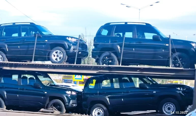 Lada Niva Travel получит новый цвет "Несси 2" Lada Niva Travel получит новый цвет "Несси 2"
