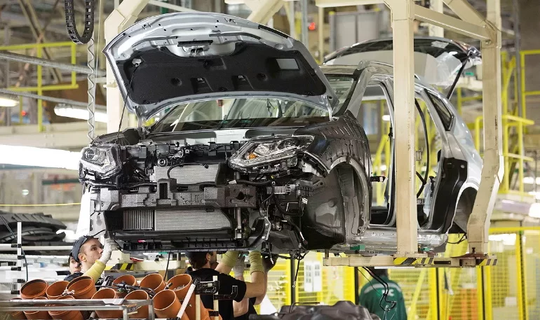 АВТОВАЗ хочет локализовать сборку новых автомобилей LADA на заводе Nissan в Петербурге
