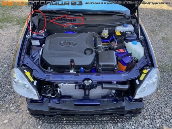 Уплотнитель обивки моторного отсека правый для Lada Priora