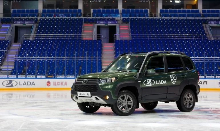 АВТОВАЗ объявил старт продаж LADA NIVA Travel KHL