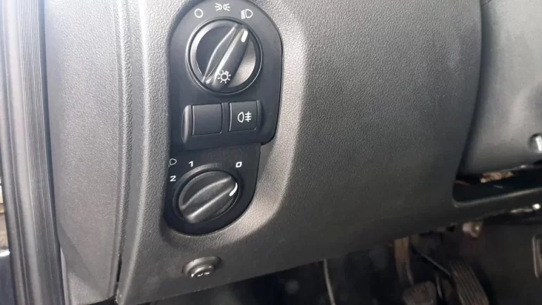 АВТОВАЗ начал ставить на Lada Granta электрокорректор вместо гидрокорректора?