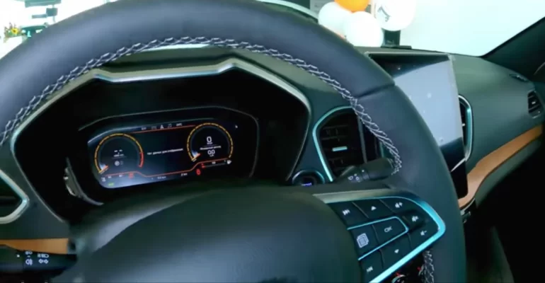 АВТОВАЗ изменил цвет двух элементов салона Lada Vesta NG с серебристого на черный